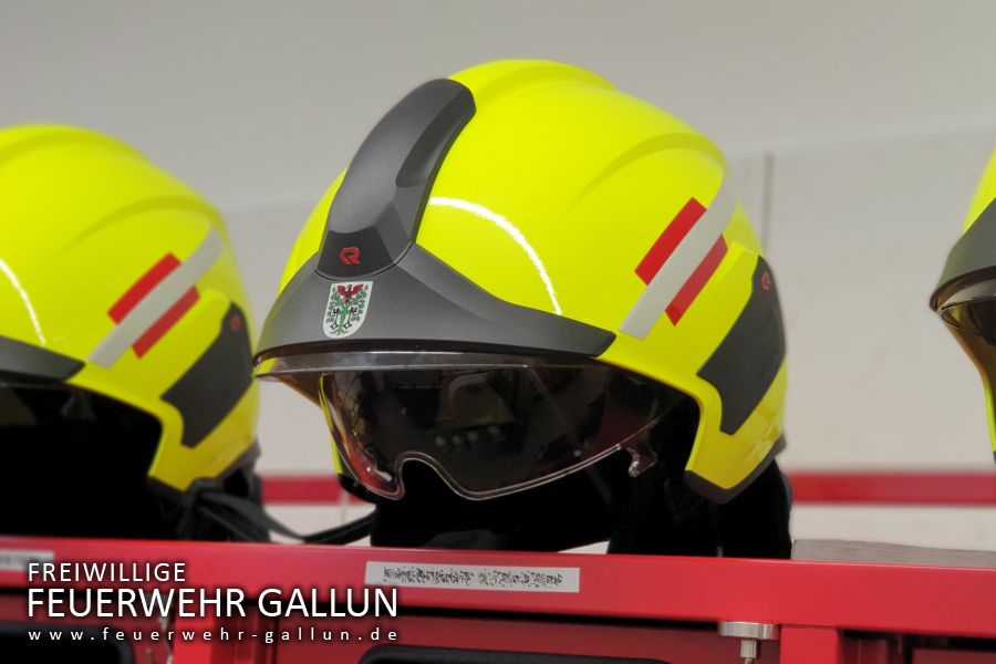 Firefighter helmet